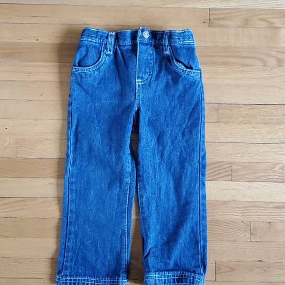 100% cotton jeans and embellished top - Picture 3 of 3